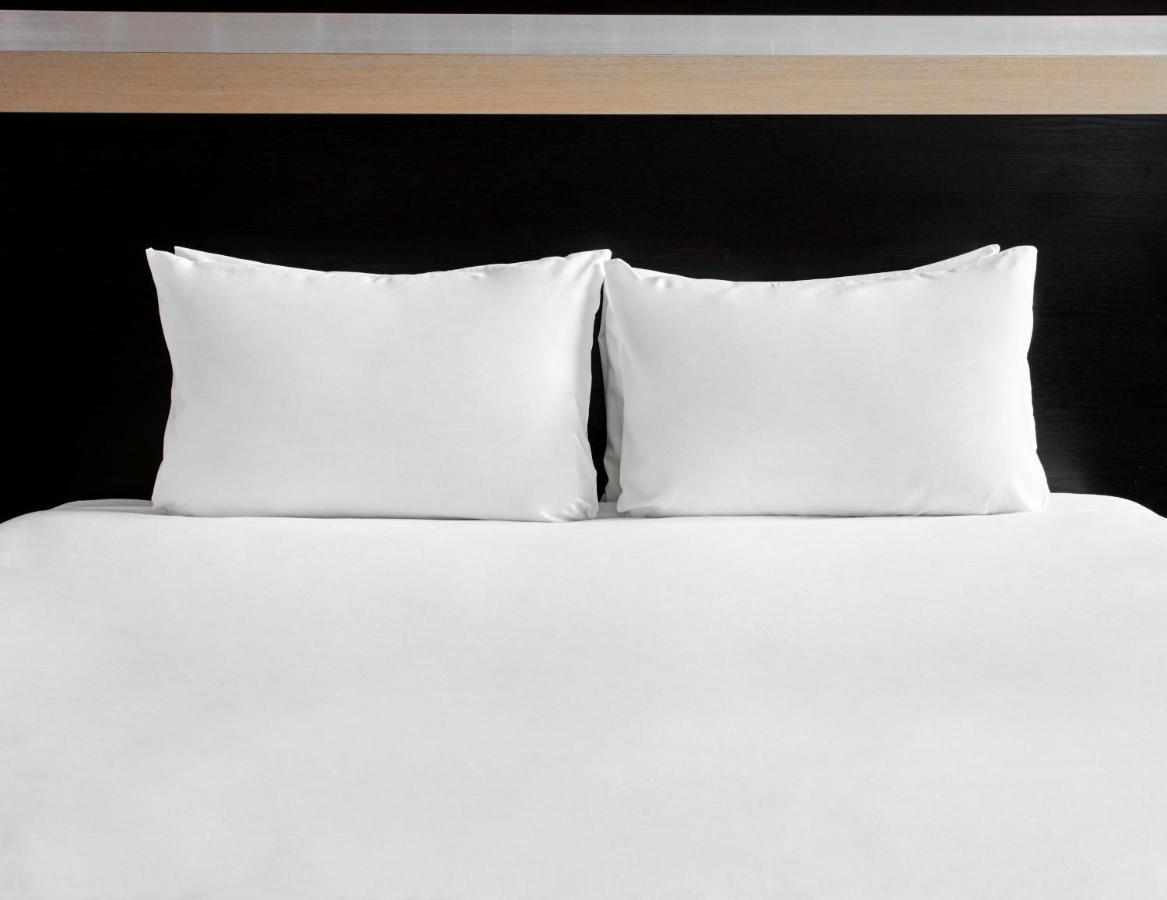 Holiday Inn Genoa City By Ihg Esterno foto