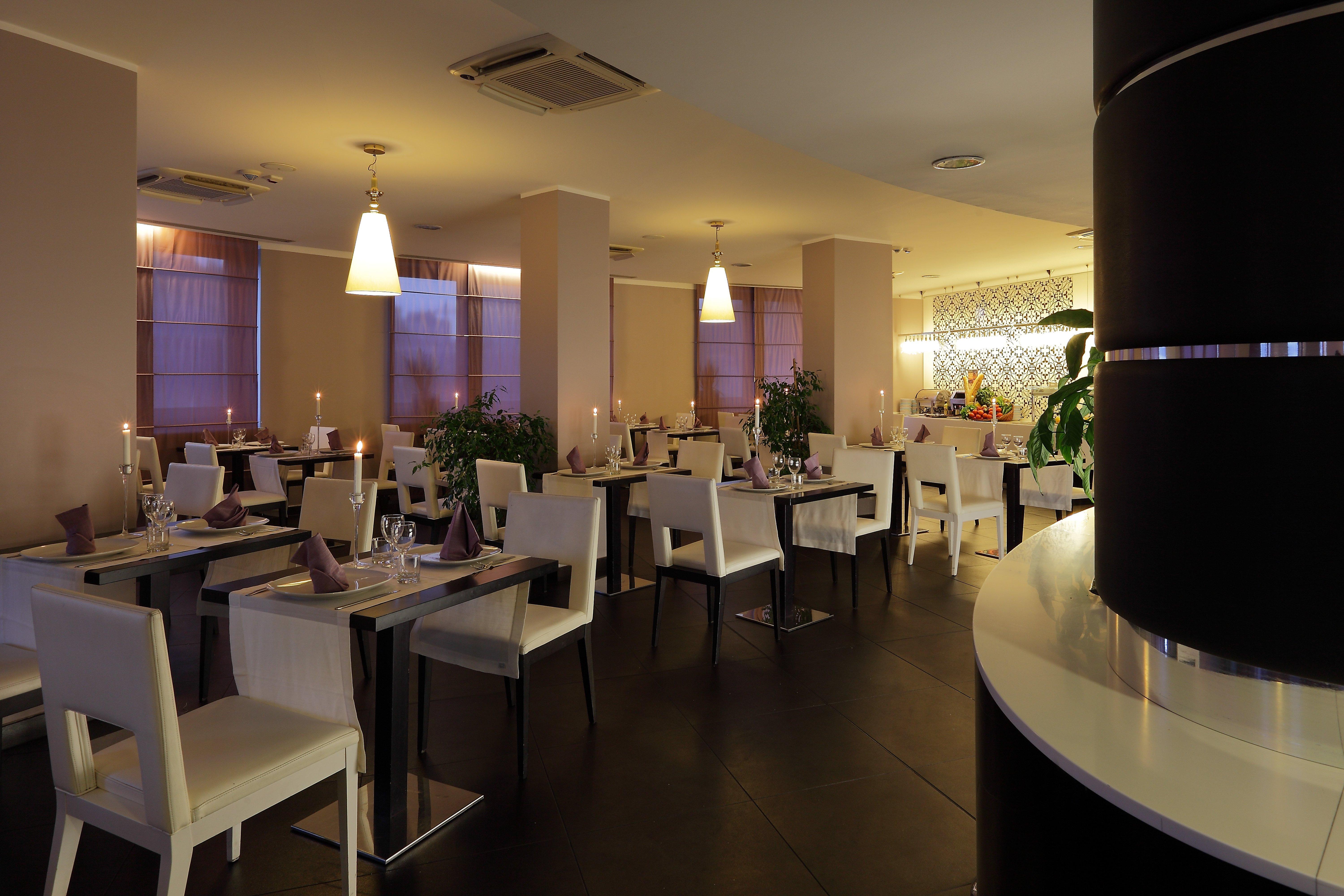 Holiday Inn Genoa City By Ihg Esterno foto