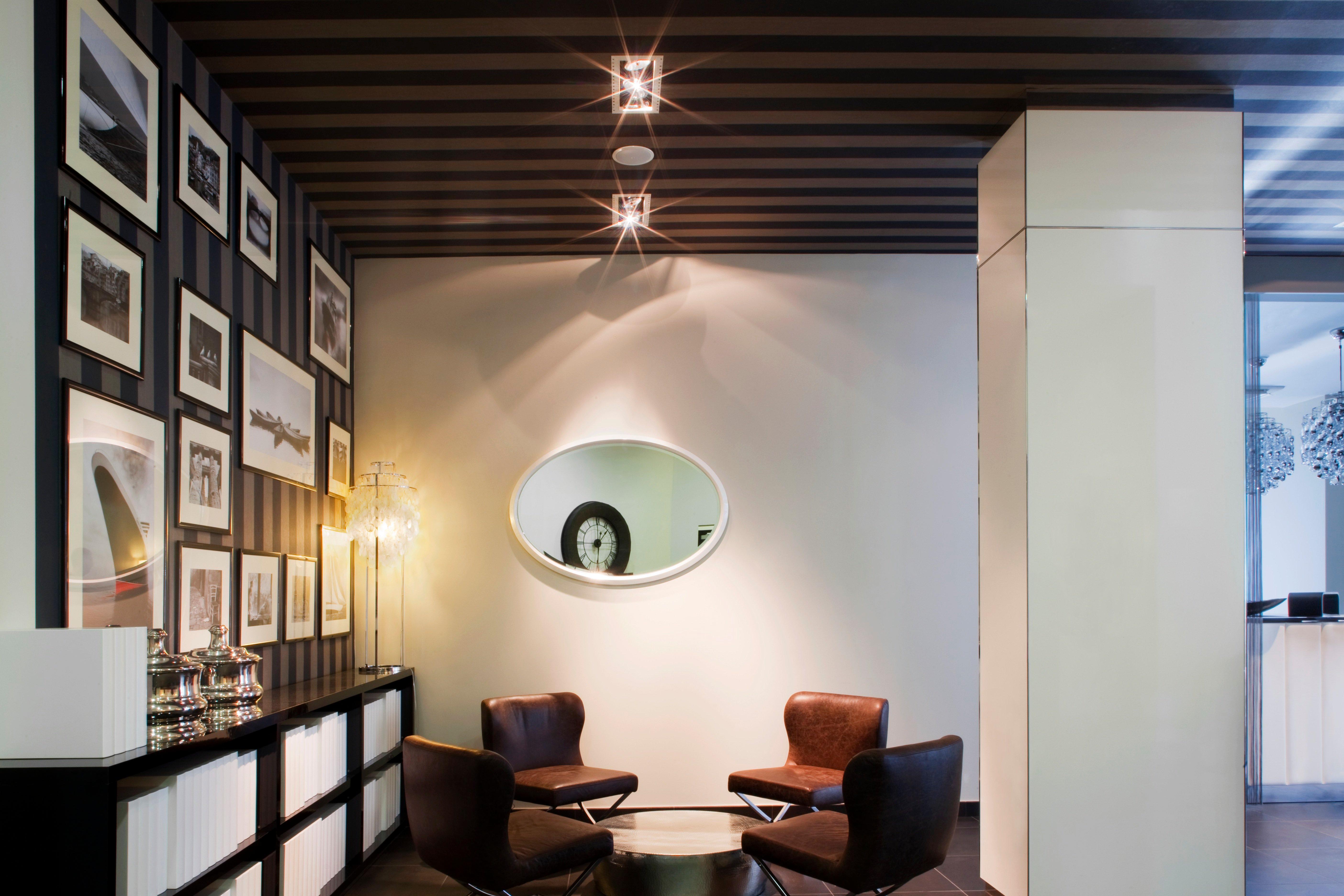 Holiday Inn Genoa City By Ihg Esterno foto