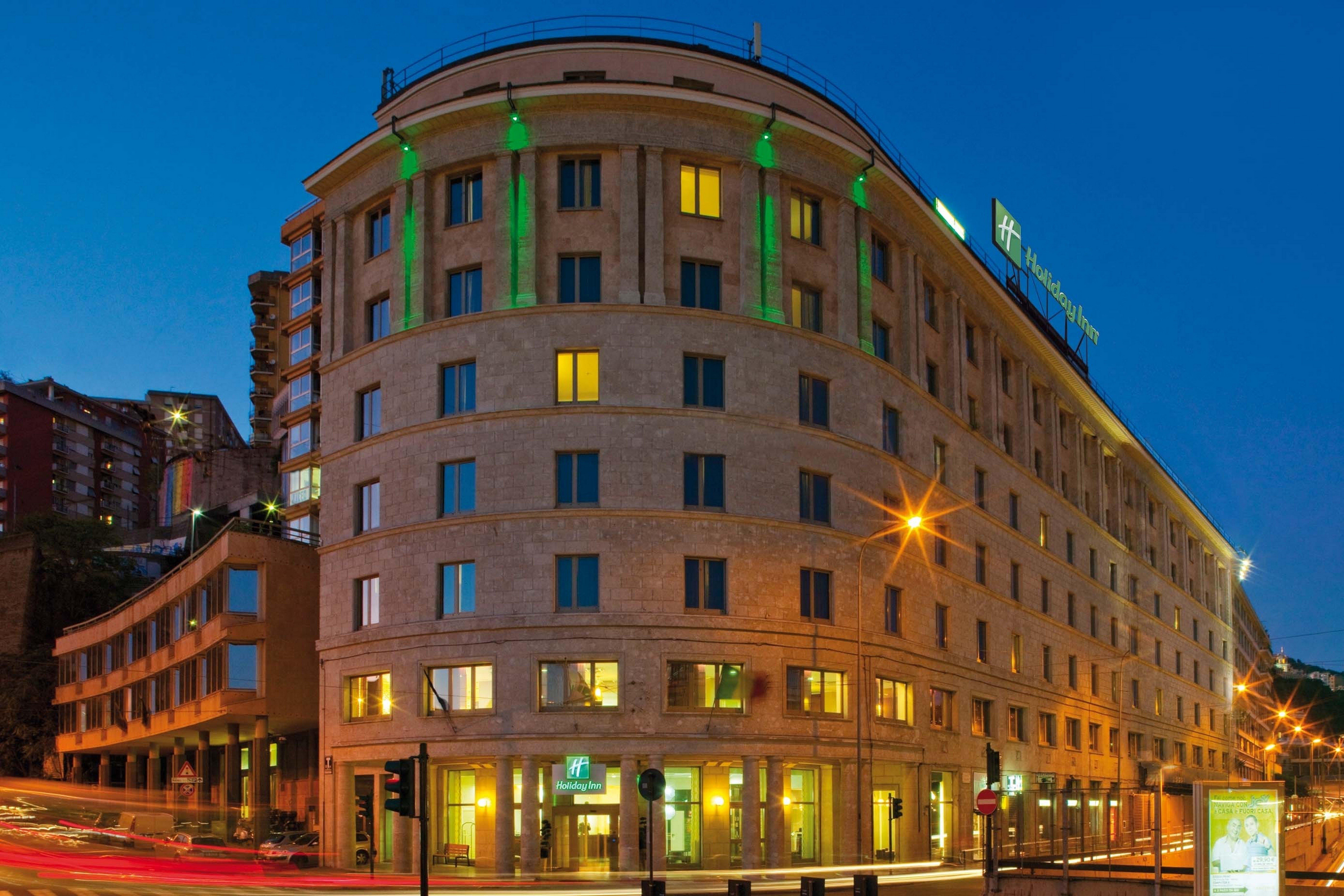 Holiday Inn Genoa City By Ihg Esterno foto