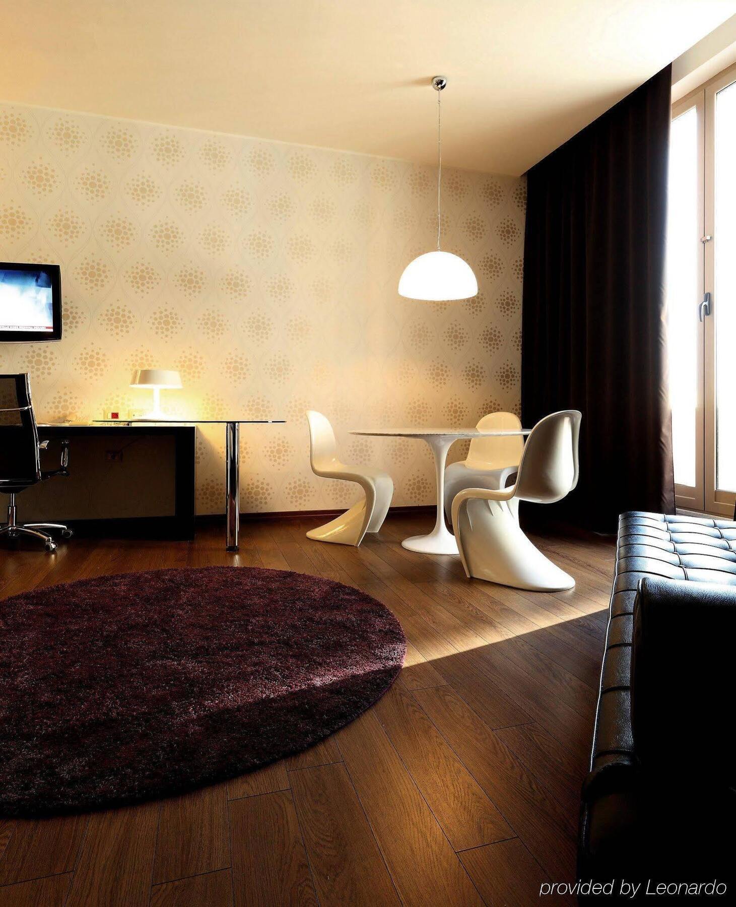 Holiday Inn Genoa City By Ihg Esterno foto